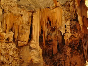 Cango Caves photo cc Andy Jou