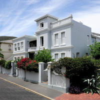 Barry Hall Apartments, Fresnaye