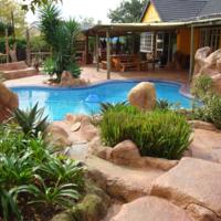 Flintstones Guesthouse Fourways