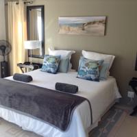 Greenways Drive apartment Kommetjie