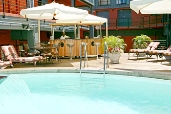 Pool at Cape Town Lodge