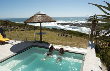 Crayfish Lodge Sea & Country Guest House, Gansbaai, Western Cape, South Africa - click for larger image