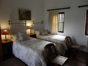 Fynbos Villa Guest House, Stellenbosch - Click for larger image