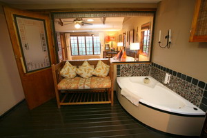 Hog Hollow Country Lodge