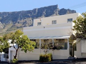 Liberty Lodge and Table Mountain - click for a close up view...