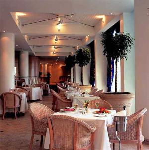 Dining at the Protea President Hotel, Bantry Bay, Cape Town, South Africa