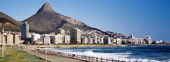 Sea Point - 2 bedroom self-catering apartment sleeping 3 in upper Sea Point, Atlantic Seaboard, Cape Town, South Africa