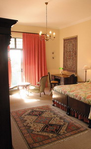 Room at Villa Lutzi - Click for a larger image, close to return...