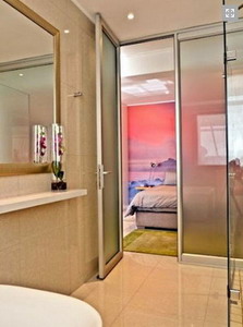 121 Ocean View Drive Studio Apartment