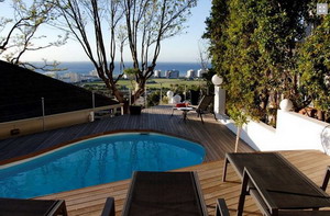 121 Ocean View Drive Studio Apartment