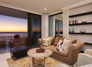4 Clifton Court