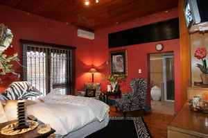 Suite - 40 Winks Guest House, Cape Town, Western Cape, South Africa - Click for larger image