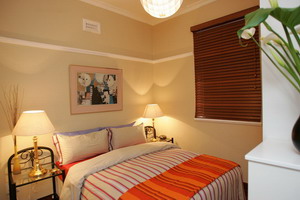 Self-Catering Apartment - 40 Winks Guest House, Cape Town, Western Cape, South Africa - Click for larger image