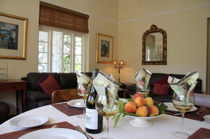 5 Camp Street Self-Catering Guest House - Click for larger image, close to return