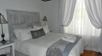 A Mountain View Guesthouse, Graaff-Reinet