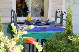 Breakfast outdoors at  Adley House, Bed and Breakfast, Oudtshoorn - Klein Karoo/Garden Route, South Africa - click for larger image