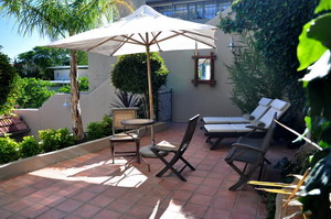 Alta Bay - Guest House, Higgovale, Cape Town, Western Cape, South Africa - Click for larger image