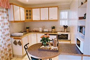 Anchors Rest Guest House & Self Catering