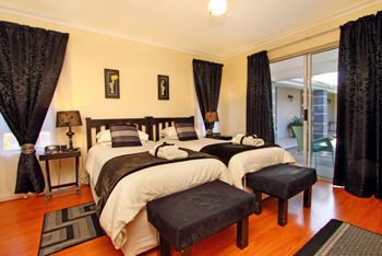 Twin pool facing room, Atlantic Beach Villa