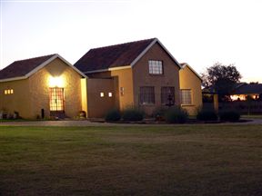 Avoca Lodge