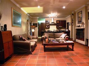 Avoca Lodge