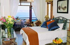 Dolphin Studio Apartment, A Whale of a Time, Fish Hoek, Western Cape, South Africa - Click for larger image