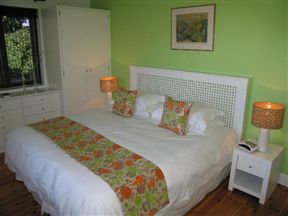 Ballinderry The Robertson Guest House