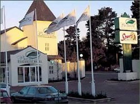 Silverbirch @ Birchwood Hotel OR Tambo