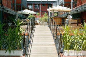 Pool entrance - Cape Town Lodge - click for larger image