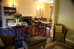 Cape Village Lodge, Durbanville