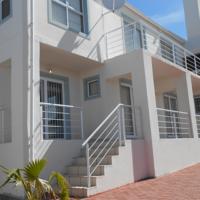 Susan's Apartment, Saldanha