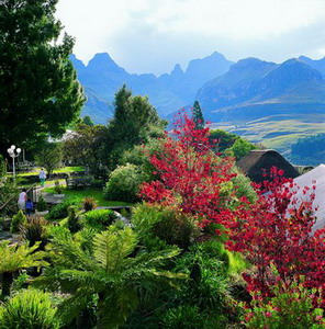 Cathedral Peak Hotel