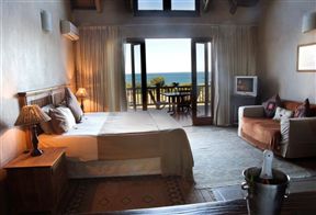 Crawford's Beach Lodge