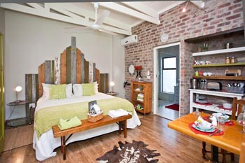 Earthbound Bed and Breakfast in Oudtshoorn, South Africa