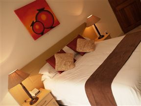 Elephant Lake Hotel