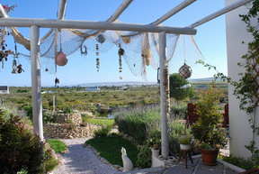Farr Out Guest House