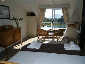Guinea Fowl House Bed and Breakfast