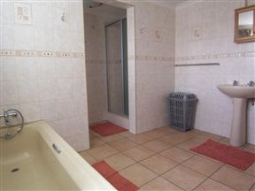 Hadida Guest House
