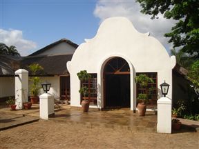 Hamilton Parks Country Lodge