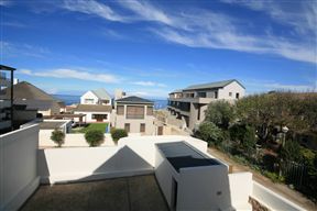 Harbour House Hotel