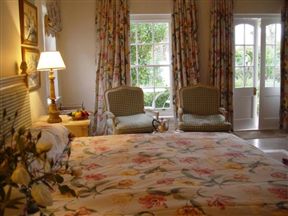 Highlands Country House