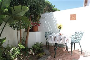 Kingfisher Guest House Accommodation in East London, South Africa