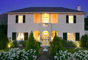 La Fontaine Guest House