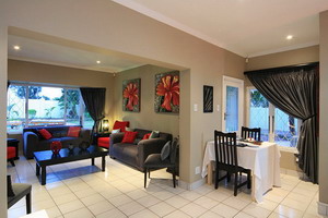 La Loggia on Portland
