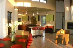 La Roca Guesthouse