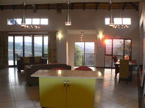 La Roca Guesthouse