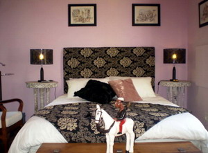La Rose Bed and Breakfast - click for larger version