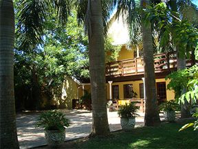 Lalapanzi Guest House, St. Lucia
