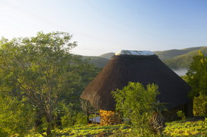 Leopard Mountain Safari Lodge near Hluhluwe - Click for larger image