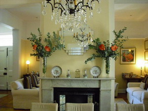 Guest lounge - click for a closer view